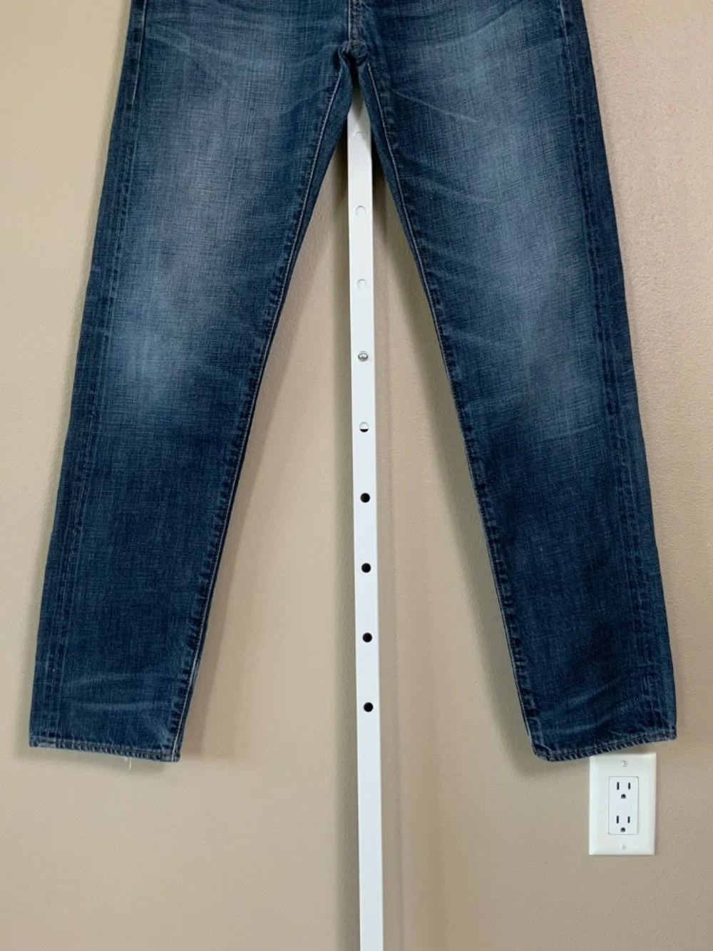 American Eagle Original Taper Distressed Jeans